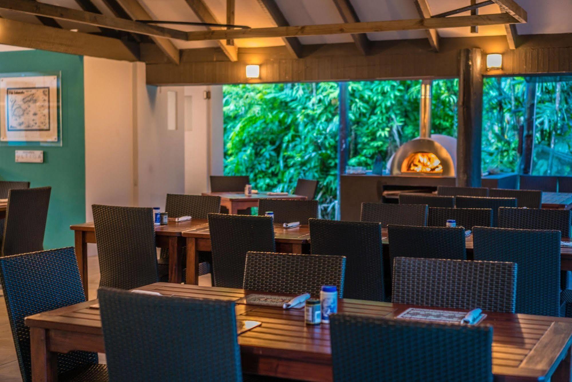 Ultiqa Fiji Palms Beach Resort Pacific Harbour Eksteriør billede